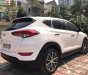 Hyundai Tucson 2.0 ATH 2016 - Cần bán lại xe Hyundai Tucson 2.0 ATH đời 2016, màu trắng, xe nhập, giá tốt