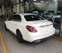 Mercedes-Benz C class GLC C300 2019 - Bán xe Mercedes-Benz GLC C300 sản xuất 2019, màu trắng, số tự động