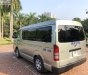 Toyota Hiace 2010 - Bán Toyota Hiace năm sản xuất 2010, màu bạc chính chủ, 350tr