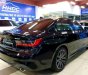 BMW 3 Series 2019 - Bán BMW 3 Series 330i năm 2019, màu đen, xe nhập chính chủ