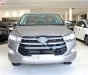 Toyota Innova 2.0E 2018 - Bán xe Toyota Innova 2.0E đời 2018, màu xám số sàn, giá 685tr