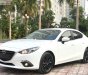 Mazda 3 2016 - Cần bán gấp Mazda 3 năm sản xuất 2016, màu trắng xe còn mới nguyên