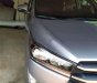 Toyota Innova 2017 - Cần bán lại xe Toyota Innova sản xuất 2017, màu bạc số sàn