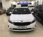 Kia Cerato 1.6 AT 2018 - Bán Kia Cerato 1.6 AT sản xuất 2018, màu trắng số tự động, giá 590tr