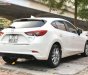 Mazda 3 2017 - Cần bán Mazda 3 1.5 AT năm sản xuất 2017, màu trắng, giá tốt