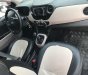 Hyundai Grand i10   2015 - Cần bán Hyundai Grand i10 1.0 MT Base đời 2015, màu bạc, xe nhập, số sàn 