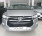 Toyota Innova 2.0G 2016 - Cần bán xe Toyota Innova 2.0G năm sản xuất 2016, màu bạc số sàn