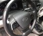 Hyundai Elantra   2017 - Bán Hyundai Elantra 2.0 AT GLS sản xuất năm 2017, màu đỏ, giá 620tr