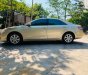 Toyota Camry 2010 - Bán ô tô Toyota Camry năm 2010, màu vàng, nhập khẩu chính hãng, giá 650tr