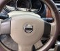 Nissan Grand livina   2011 - Bán Nissan Grand livina đời 2011, màu trắng chính chủ