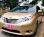 Toyota Sienna 2010 - Cần bán xe Toyota Sienna sản xuất năm 2010, màu vàng, nhập khẩu như mới