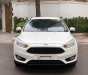 Ford Focus 2018 - Cần bán gấp Ford Focus sản xuất 2018, màu trắng