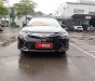 Toyota Camry 2019 - Cần bán gấp Toyota Camry 2.0E đời 2019, màu đen số tự động, giá 950tr