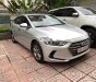 Hyundai Elantra 2016 - Cần bán lại xe Hyundai Elantra đời 2016, màu bạc chính chủ giá cạnh tranh