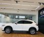 Mazda CX 5 2.0 Premium 2020 - Cần bán Mazda CX 5 2.0 Premium 2020, màu trắng, xe sẵn - giao ngay