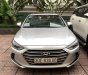 Hyundai Elantra 2016 - Cần bán lại xe Hyundai Elantra đời 2016, màu bạc chính chủ giá cạnh tranh