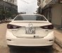 Mazda 3 2018 - Cần bán gấp Mazda 3 năm sản xuất 2018, màu trắng, giá chỉ 639 triệu