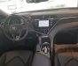 Toyota Camry 2020 - Bán nhanh chiếc Toyota Camry 2.0G, đời 2020, nhập khẩu, giảm giá sâu