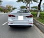 Hyundai Elantra 2017 - Bán Hyundai Elantra năm 2017, màu trắng  