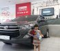 Toyota Innova 2019 - Bán Toyota Innova năm 2019, màu xám, 690tr