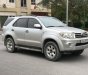 Toyota Fortuner 2009 - Cần bán lại chiếc  Toyota Fortuner đời 2009 giá cực kì thấp, đầy đủ tiện nghi