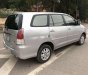 Toyota Innova   2010 - Cần bán gấp Toyota Innova 2010, màu bạc, 330 triệu