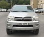 Toyota Fortuner 2.7V 2009 - Many Car cần bán lại Toyota Fortuner 2.7V năm 2009, màu bạc