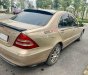 Mercedes-Benz C class 2002 - Cần bán Mercedes C200 đời 2002, màu ghi vàng xe gia đình