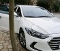 Hyundai Elantra   2018 - Cần bán lại xe Hyundai Elantra 2018, màu trắng số tự động