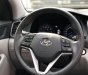 Hyundai Tucson   2015 - Cần bán gấp Hyundai Tucson năm sản xuất 2015, màu đen, chính chủ