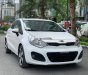 Kia Rio 2013 - Cần bán gấp Kia Rio sản xuất năm 2013, màu trắng, xe nhập như mới, 385 triệu