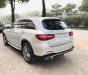 Mercedes-Benz GLC-Class  300 2017 - Bán ưu đãi với chiếc Mercedes Benz GLC 300, sản xuất 2017, màu bạc, giao nhanh