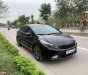 Kia Cerato 2018 - Cần bán Kia Cerato 1.6 AT sản xuất 2018, màu đen