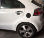 Kia Rio 2013 - Cần bán xe Kia Rio AT đời 2013, màu trắng, nhập khẩu, giá 355tr