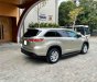 Toyota Highlander LE 2.7L 2015 - Cần bán Toyota Highlander LE 2.7L đời 2016, màu vàng cát, xe nhập