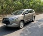 Toyota Innova 2017 - Cần bán chiếc Toyota Innova MT đời 2017, còn rất mới, tiện nghi đầy đủ, giá thấp