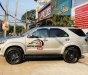 Toyota Fortuner 2016 - Bán Toyota Fortuner năm sản xuất 2016, màu vàng