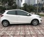 Mazda 2 2S 2014 - Gia đình cần bán Mazda 2 2S đời 2014, màu trắng, giá tốt