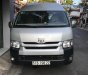 Toyota Hiace 2016 - Cần bán xe Toyota Hiace năm sản xuất 2016, màu bạc, giá tốt