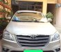 Toyota Innova E 2015 - Gia đình cần bán chiếc Toyota Innova E sản xuất năm 2015, màu bạc, giá tốt, giao nhanh