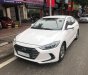 Hyundai Elantra 2017 - Cần bán lại xe Hyundai Elantra 1.6MT đời 2017, màu trắng chính chủ