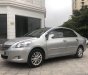 Toyota Vios 2010 - Cần bán Toyota Vios năm sản xuất 2010, màu bạc, giá tốt