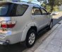 Toyota Fortuner 2011 - Cần bán xe Toyota Fortuner 2.5G MT năm sản xuất 2011, màu bạc còn mới