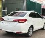 Toyota Vios 2019 - Bán ô tô Toyota Vios E MT đời 2019, màu trắng số sàn