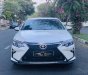 Toyota Camry 2.5Q 2018 - Cần bán Toyota Camry 2.5Q đời 2018, màu trắng, giá rẻ