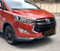 Toyota Innova 2017 - Cần bán gấp Toyota Innova AT sản xuất 2017, màu đỏ số tự động, 755tr