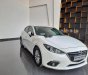 Mazda 3 2015 - Cần bán gấp Mazda 3 sản xuất năm 2015, màu trắng giá cạnh tranh