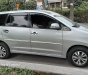 Toyota Innova 2015 - Gia đình cần bán xe Toyota Innova đời 2016, màu bạc, số sàn
