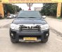 Toyota Fortuner 2010 - Cần bán gấp Toyota Fortuner 2.7V 4x4AT năm sản xuất 2010, màu đen còn mới