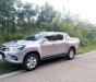 Toyota Hilux 2015 - Bán ô tô Toyota Hilux sản xuất 2015, màu xám